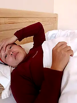 Snapshot of girl-hot2x chatting on February 6, 2026, 9:12 am girl-hot2x online show from February 6, 2026, 9:12 am