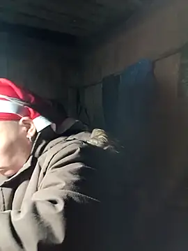 Snapshot of girl-hot2x chatting on February 20, 2026, 12:05 pm girl-hot2x online show from February 20, 2026, 12:05 pm