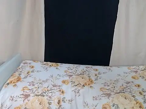 SKINNYMONSTERCOCK online show from February 4, 2026, 9:20 pm