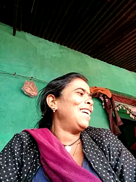 Neetujk online show from November 30, 2025, 9:46 am