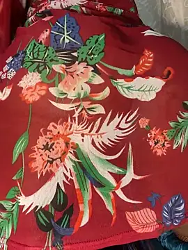 Snapshot of MaskedMuseXXX chatting on December 18, 2025, 8:37 pm MaskedMuseXXX online show from December 18, 2025, 8:37 pm