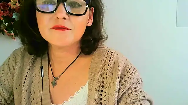 zaidapink1990 online show from March 3, 2026, 4:35 pm