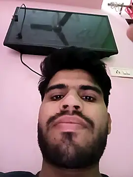 hotyyyyjonny online show from November 11, 2025, 12:16 pm