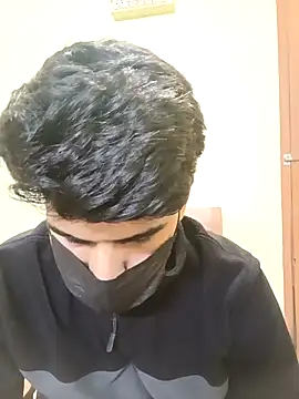 hotyyyyjonny online show from December 15, 2025, 7:01 am