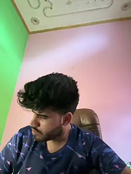 hotyyyyjonny online show from July 18, 2026, 4:27 am