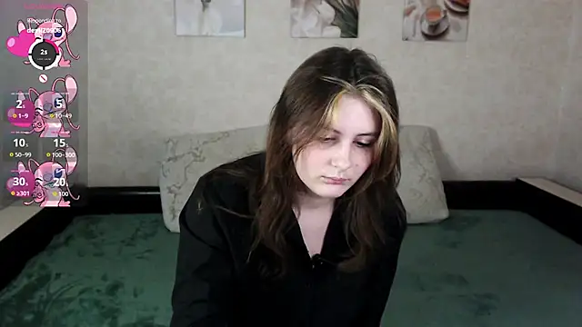 Snapshot of Helen_Gren chatting on February 4, 2026, 4:29 am Helen Gren online show from February 4, 2026, 4:29 am