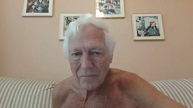 Snapshot of capttp chatting on December 11, 2024, 3:47 pm capttp online show from December 11, 2024, 3:47 pm