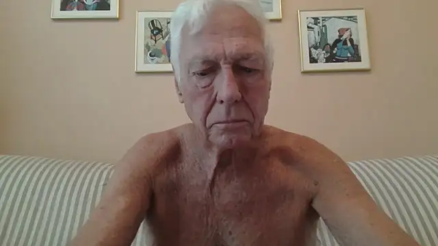 Snapshot of capttp chatting on December 16, 2024, 4:05 pm capttp online show from December 16, 2024, 4:05 pm