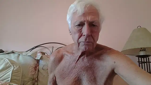 Snapshot of capttp chatting on January 15, 2025, 3:39 pm capttp online show from January 15, 2025, 3:39 pm