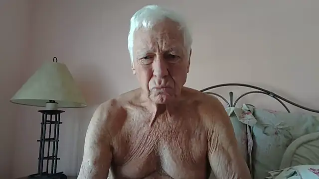 Snapshot of capttp chatting on January 22, 2025, 3:40 pm capttp online show from January 22, 2025, 3:40 pm