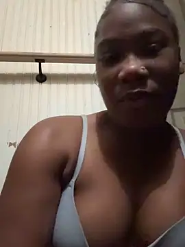 Issa smooch online show from November 11, 2025, 11:05 pm