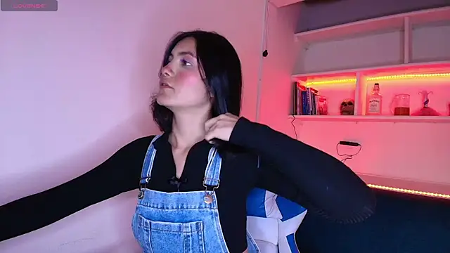 Brandy collinss online show from November 18, 2025, 11:25 am