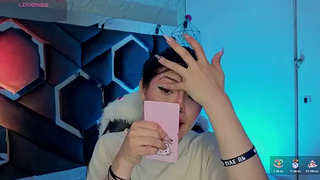 Brandy collinss online show from March 11, 2026, 12:33 pm