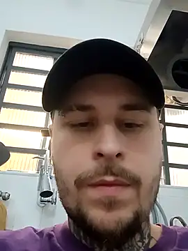 Snapshot of br_costa chatting on November 13, 2025, 5:34 pm br costa online show from November 13, 2025, 5:34 pm