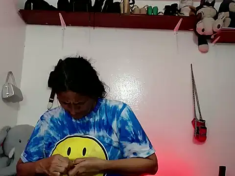 Tiff Dirty69 online show from February 18, 2026, 2:40 am