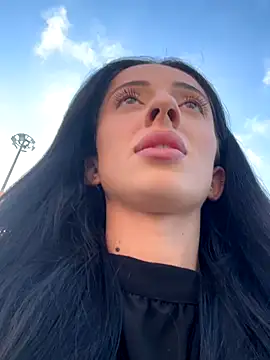 Littletop online show from November 13, 2025, 8:46 am