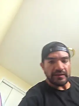 piggylatino online show from February 22, 2026, 7:34 pm