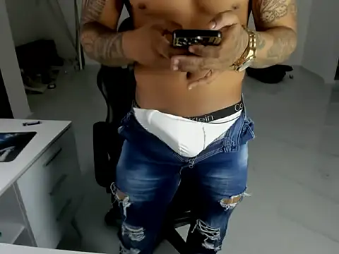 master leather online show from April 7, 2026, 2:23 am