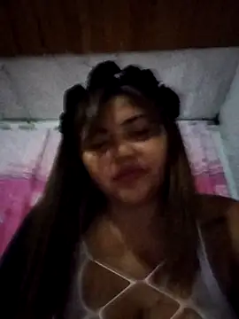 Snapshot of la_beba20 chatting on November 30, 2025, 5:44 am la beba20 online show from November 30, 2025, 5:44 am