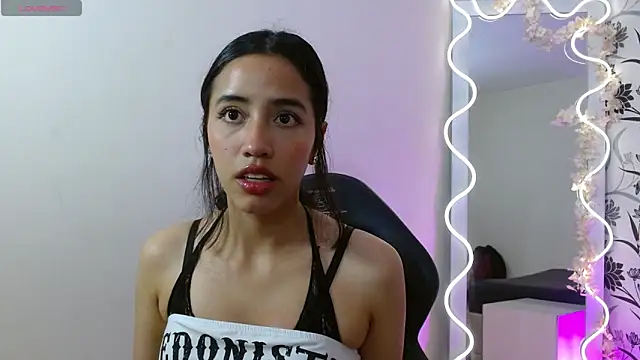 Snapshot of Joselyn_tay chatting on June 22, 2026, 4:31 am Joselyn tay online show from June 22, 2026, 4:31 am
