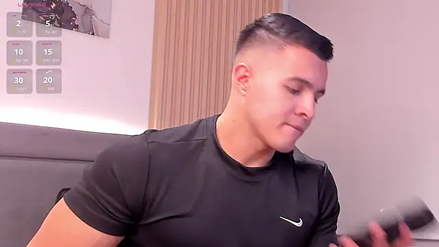 Mason bennet online show from April 4, 2026, 9:23 pm