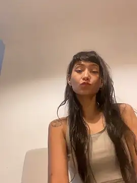 Snapshot of Queen-Frances chatting on November 13, 2025, 2:21 am Queen-Frances online show from November 13, 2025, 2:21 am