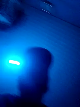 Snapshot of hotguy71000 chatting on November 21, 2025, 7:56 pm hotguy71000 online show from November 21, 2025, 7:56 pm