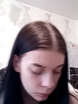 JhonSHelBy7LuNa online show from February 15, 2026, 8:13 am