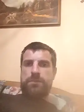 TwardyKierowca online show from April 22, 2026, 2:14 am