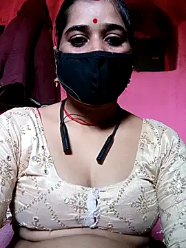 Hot kamla online show from November 30, 2025, 9:02 am