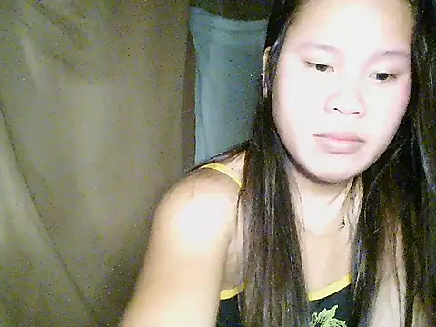 Snapshot of mia_kittykitty chatting on November 13, 2025, 6:18 pm mia kittykitty online show from November 13, 2025, 6:18 pm