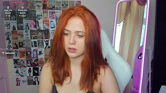 Anora Miller online show from December 15, 2025, 8:18 am