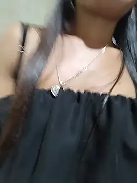 gugu0022 online show from June 24, 2026, 11:48 pm