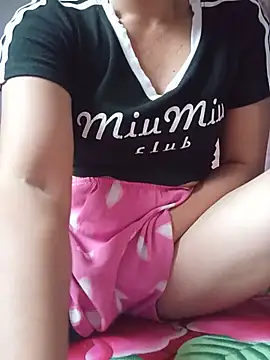 Snapshot of Lyly_sexyy chatting on May 18, 2026, 7:58 am Lyly sexyy online show from May 18, 2026, 7:58 am