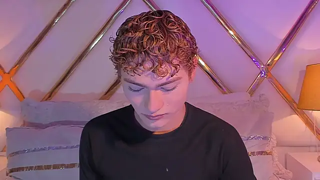 JacobRusso online show from April 11, 2026, 9:19 pm