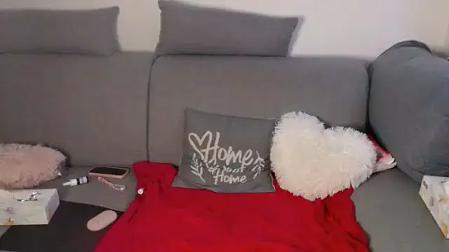 LolaSweetButPsycho7 online show from December 14, 2025, 2:00 pm