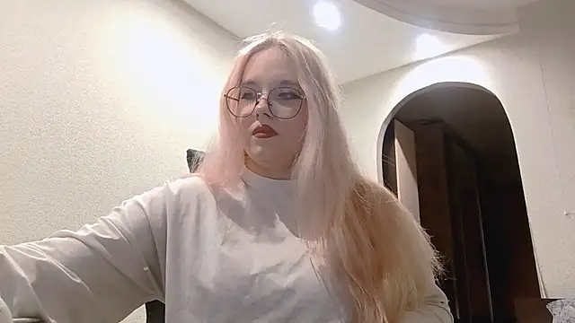 Snapshot of ArletteHals chatting on November 12, 2025, 1:55 pm ArletteHals online show from November 12, 2025, 1:55 pm