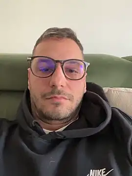 brrratan online show from December 3, 2025, 9:40 am