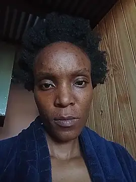 Beverlygurlx6 online show from February 3, 2026, 7:35 am