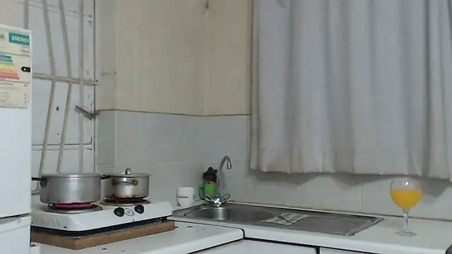 SWEETSEXYBARBIE online show from December 15, 2025, 9:19 pm