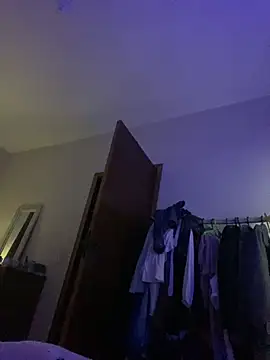 Snapshot of Aaaahhiraya2 chatting on December 19, 2025, 3:35 am Aaaahhiraya2 online show from December 19, 2025, 3:35 am