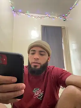 Snapshot of jloco954 chatting on April 9, 2026, 10:48 pm jloco954 online show from April 9, 2026, 10:48 pm