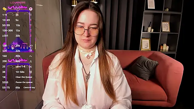 EmmaBloomm online show from January 15, 2026, 9:29 pm