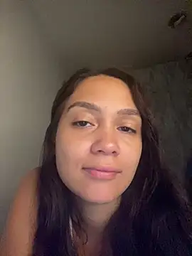 carolsapequinha online show from March 1, 2026, 10:06 am