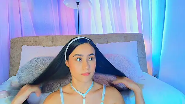 lizzy kane online show from May 12, 2026, 8:17 pm