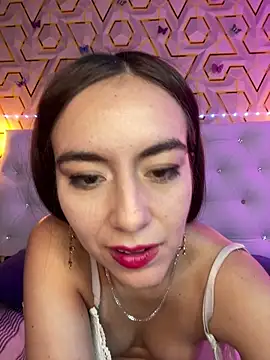 MelanyyJhonson15 online show from February 2, 2026, 5:17 am