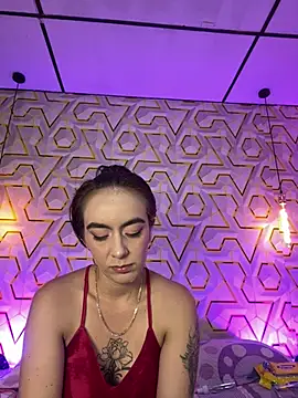 MelanyyJhonson15 online show from July 11, 2026, 9:16 pm