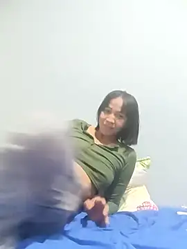 alexandra100gg online show from November 13, 2025, 2:43 am