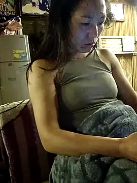 Snapshot of Lucky-688 chatting on February 19, 2026, 4:58 pm Lucky-688 online show from February 19, 2026, 4:58 pm