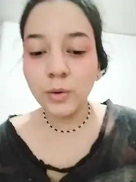 chibi love online show from November 20, 2025, 8:08 pm